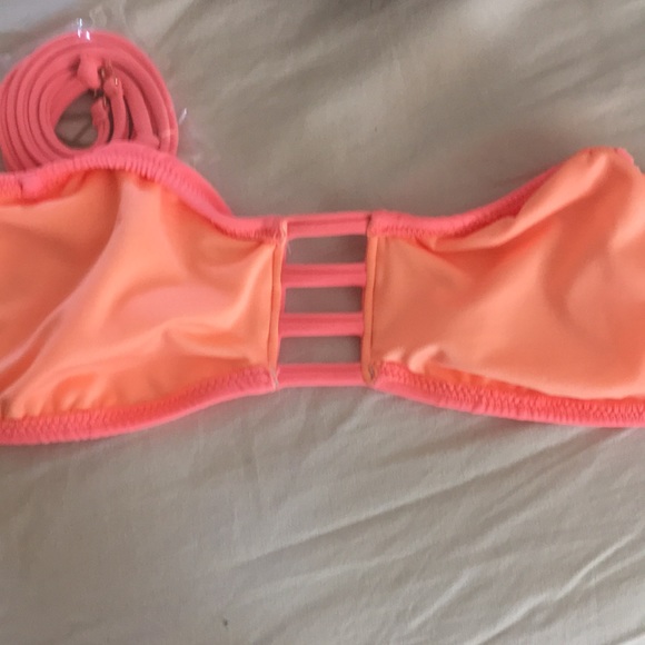 Victoria’s Secret Bikini Top - Picture 4 of 7